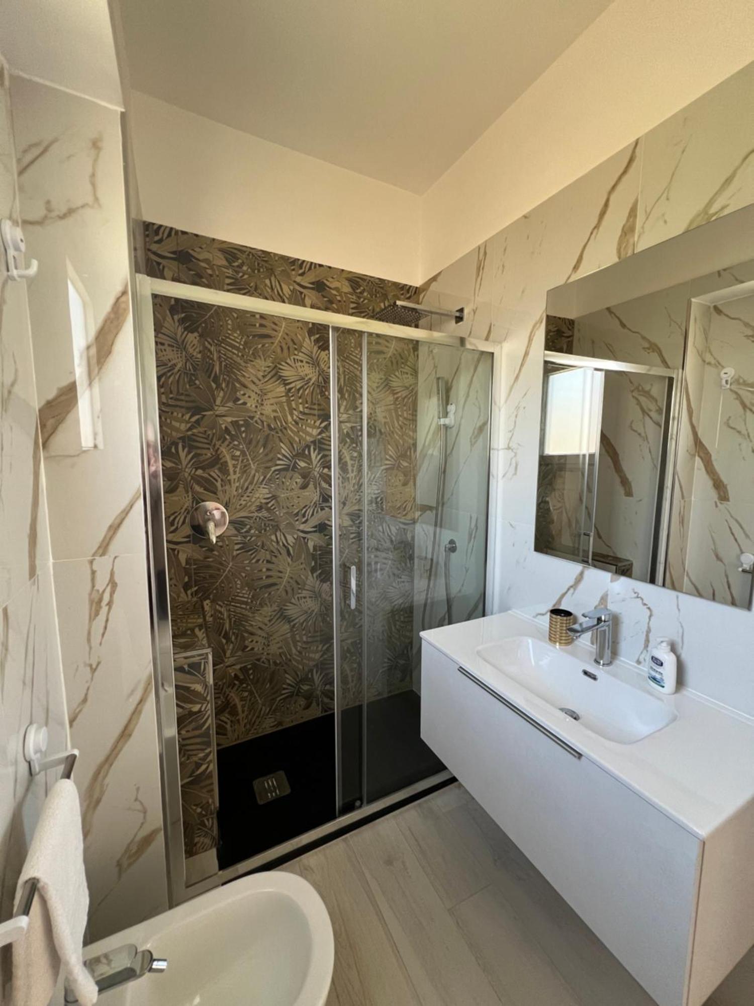 Brass Apartment كاستيلاّماري دي ستا المظهر الخارجي الصورة