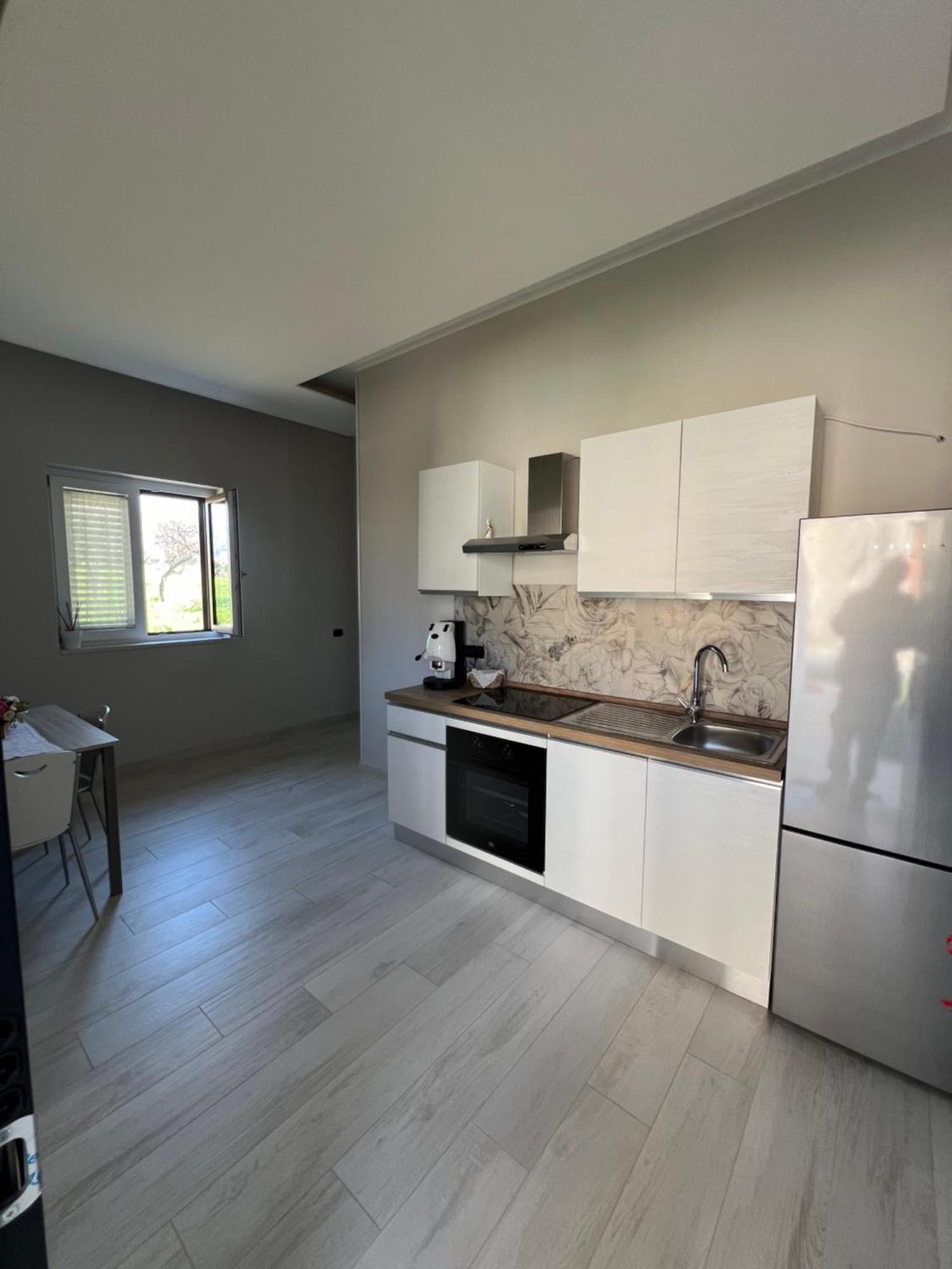 Brass Apartment كاستيلاّماري دي ستا المظهر الخارجي الصورة